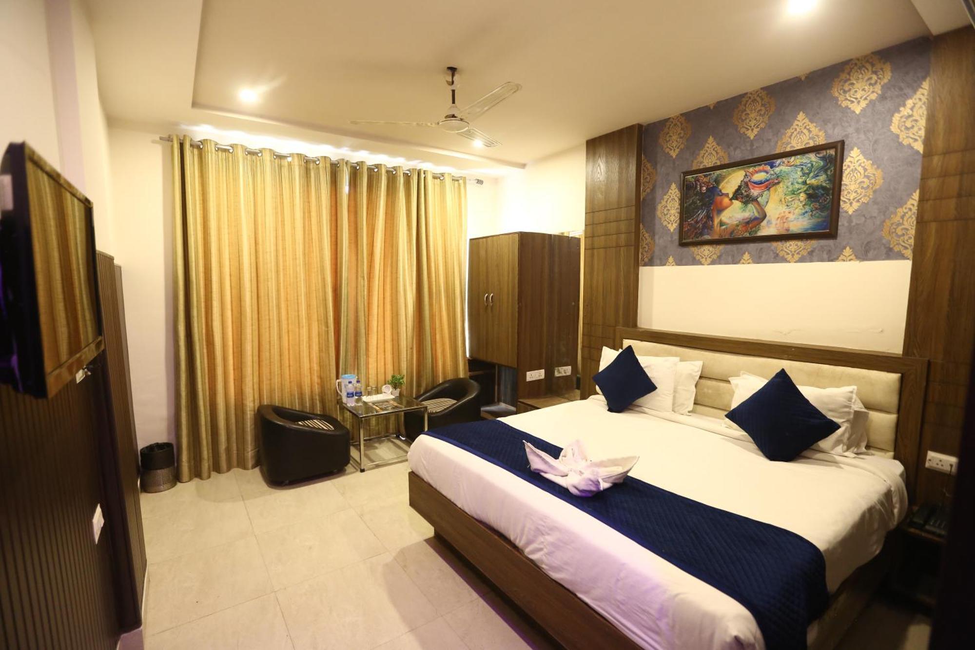 24 Hotel & Resort Agra  Exterior photo